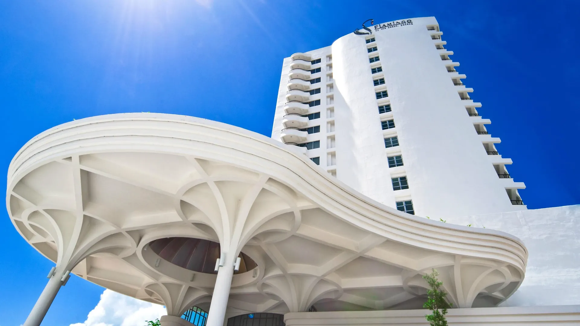 Flamingo Hotel By The Beach, Penang Tanjung Bungah  Ma­lay­sia